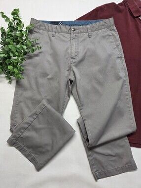Volcom Corpo Class, Flat front Pants, sz 32"